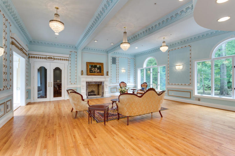 Luxurious Custom Built Home in Virginia, USA luxurious custom built home in virginia usa 1b84322