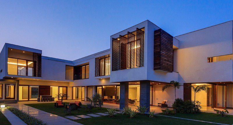 Luxurious E4 House by DADA Partners luxurious e4 house by dada partners f4047e5