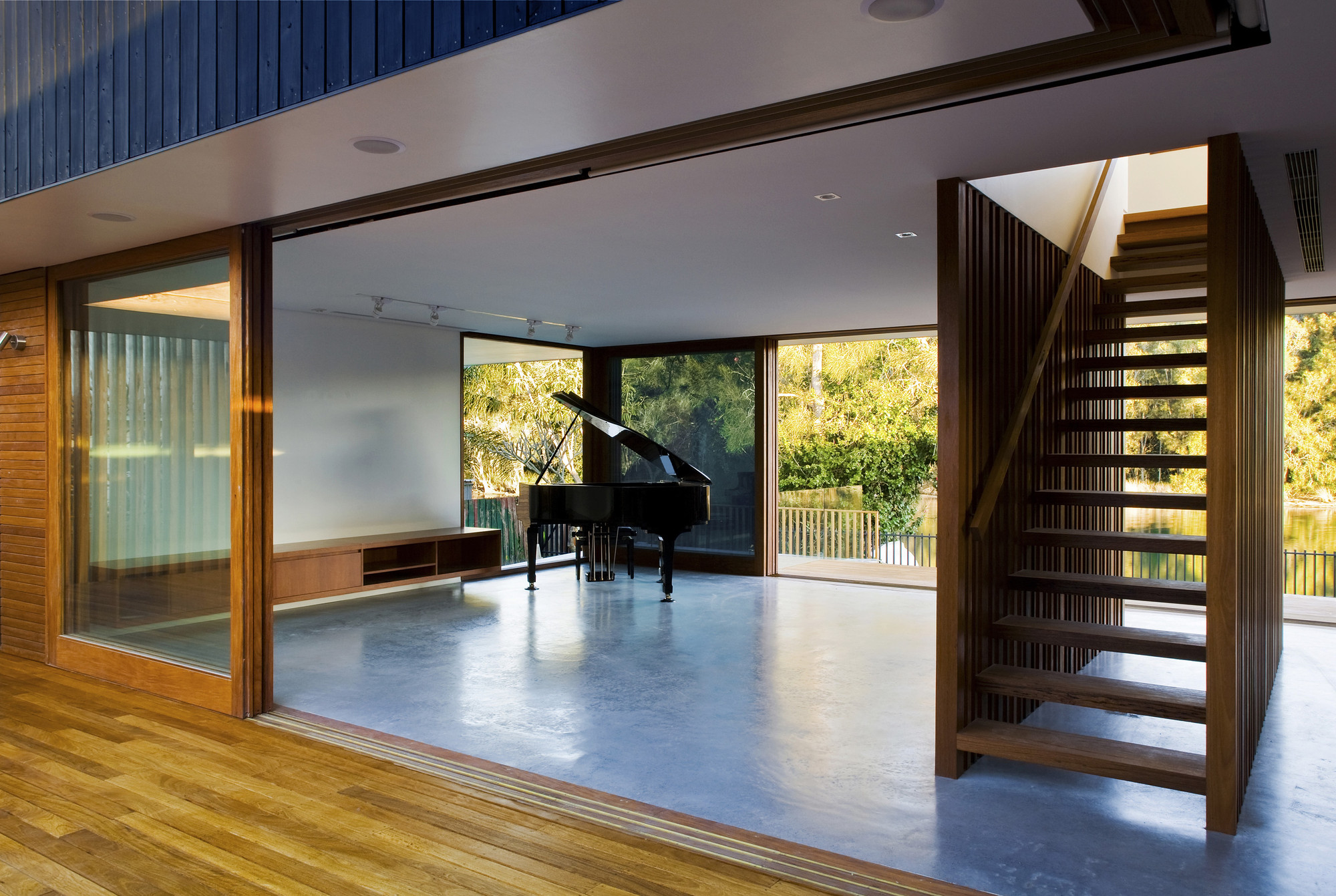 Luxurious Home In North Narrabeen, Australia luxurious home in north narrabeen australia 03c5a70