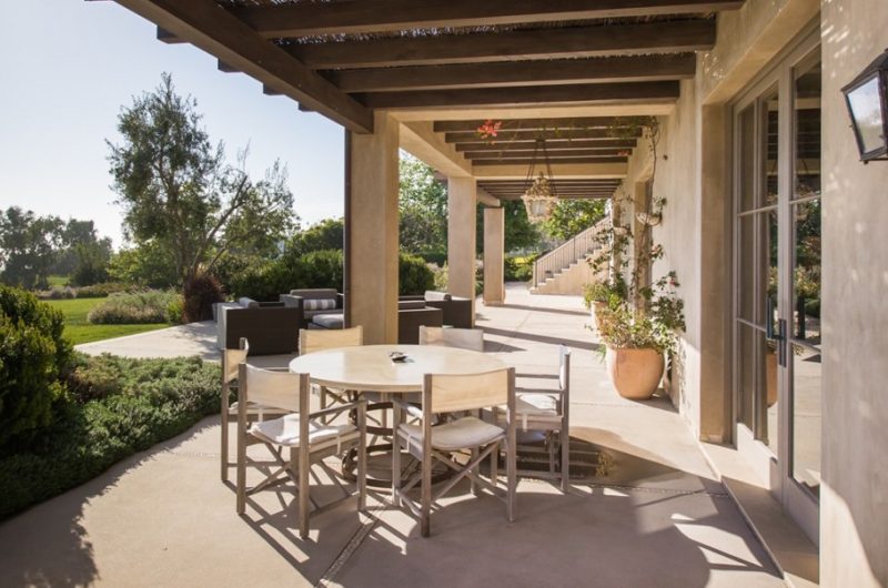 Magnificent Malibu Estate Is Worth $24.9 Million magnificent malibu estate is worth 249 million 72e1a4b