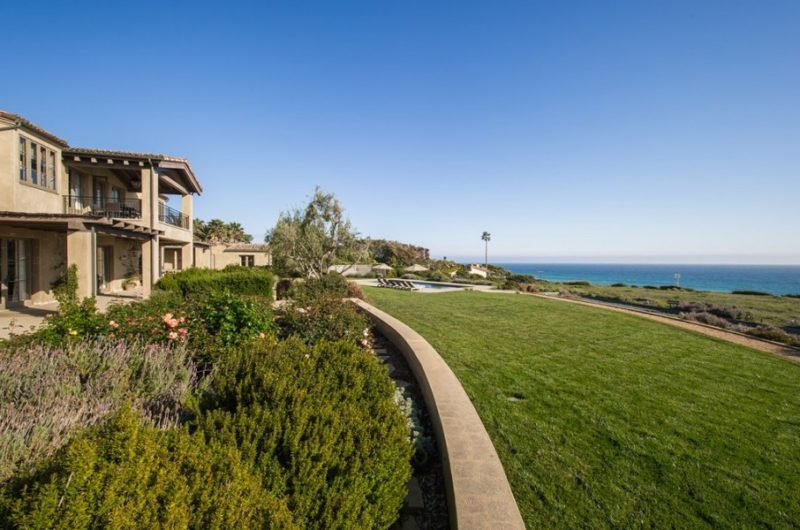 Magnificent Malibu Estate Is Worth $24.9 Million magnificent malibu estate is worth 249 million c98ef28