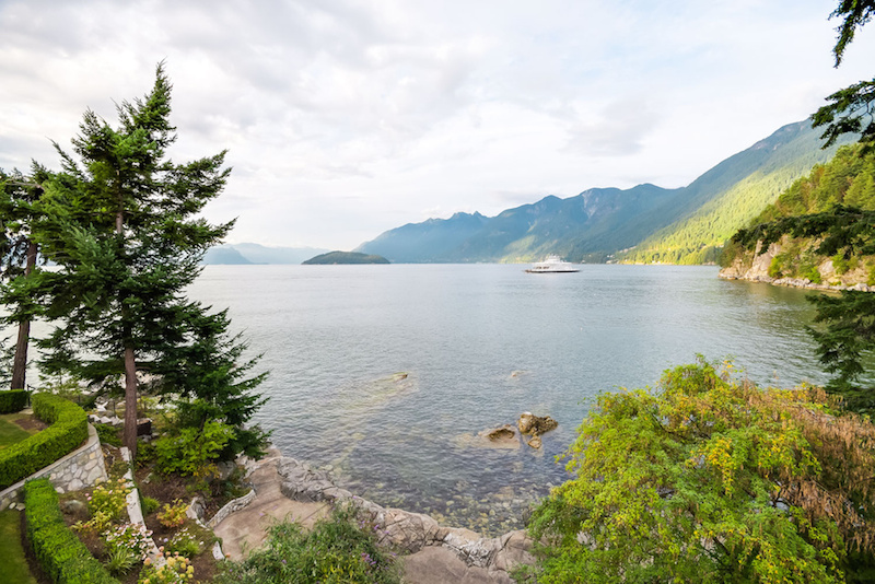 Magnificent Mediterranean Villa In Isleview Road, Canada magnificent mediterranean villa in isleview road canada 1889ad0