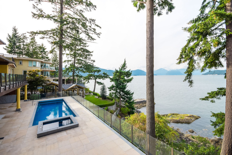 Magnificent Mediterranean Villa In Isleview Road, Canada magnificent mediterranean villa in isleview road canada 900ec2e