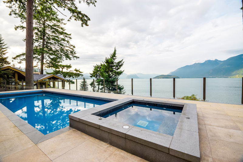 Magnificent Mediterranean Villa In Isleview Road, Canada magnificent mediterranean villa in isleview road canada ee0a0aa