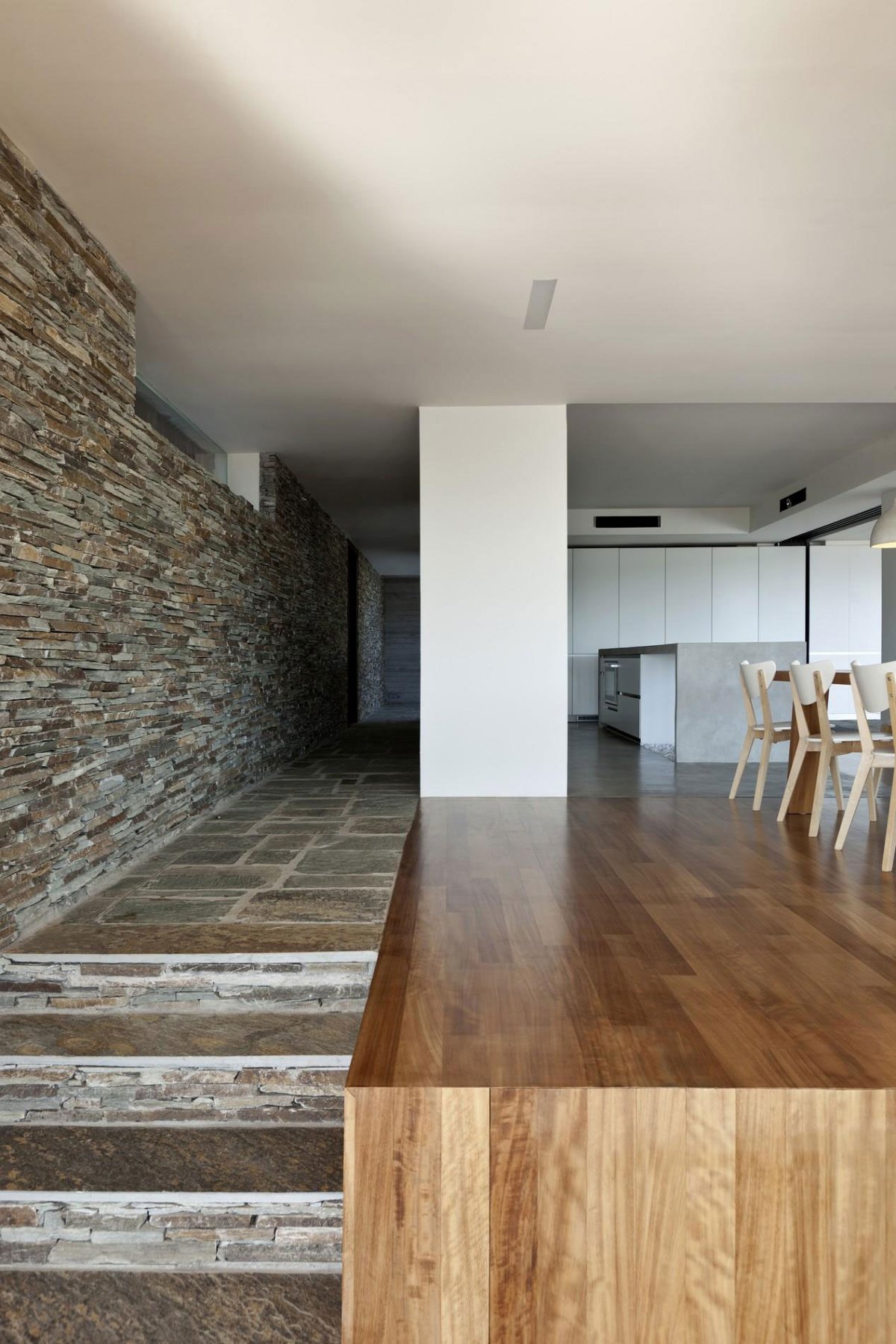 Majestic Plane House by K Studio majestic plane house by k studio 8f107b2