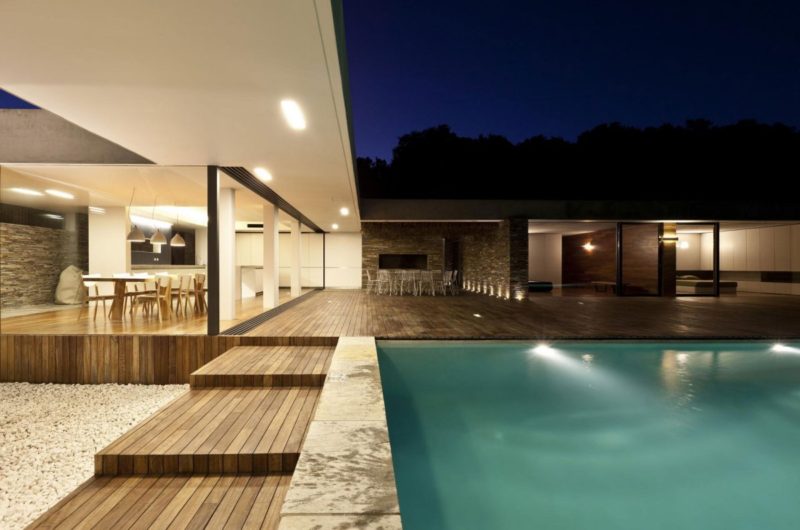 Majestic Plane House by K Studio majestic plane house by k studio 97c8384