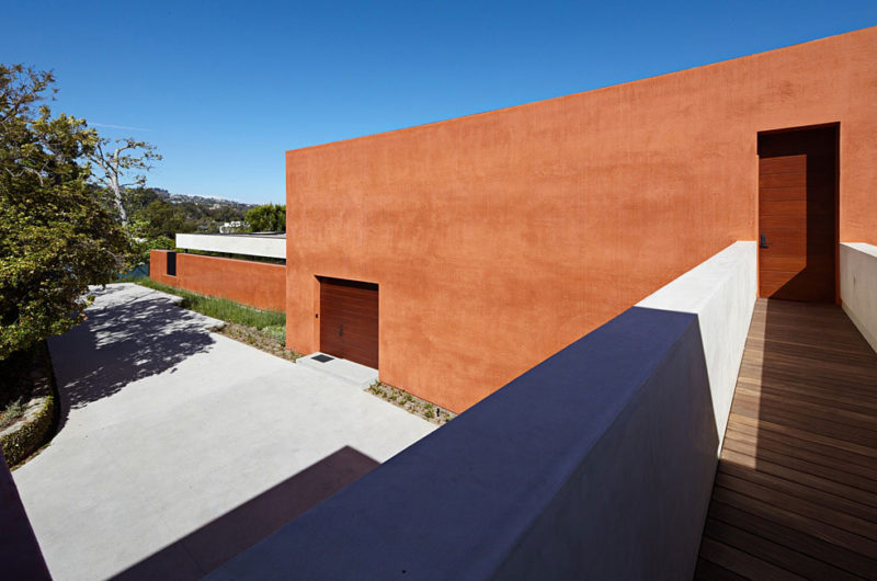 Majestic Three Wall House in LA, California majestic three wall house in la california 8dcc8f0