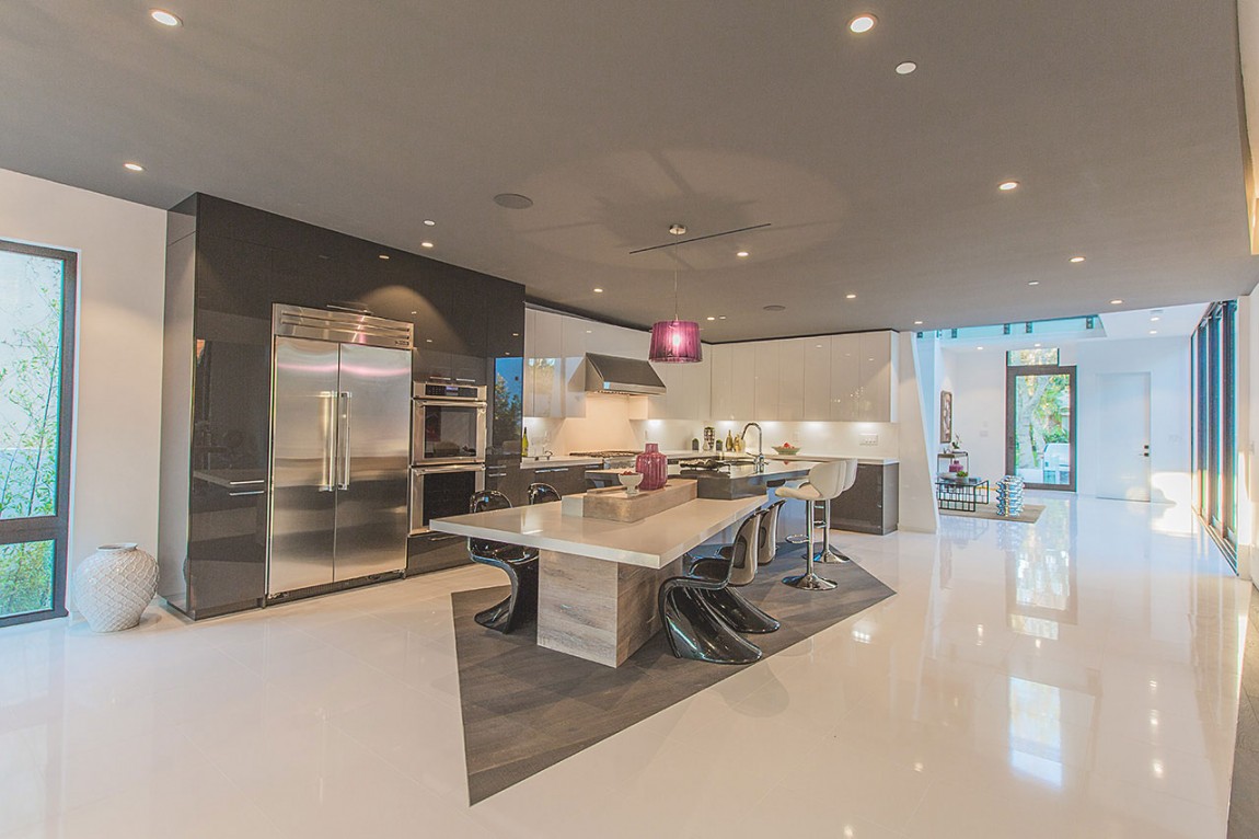 Mansfield Avenue House In Los Angeles, USA mansfield avenue house in los angeles usa 5793156