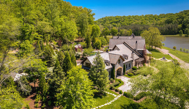 Massive And Opulent Estate In Franklin, Tennessee massive and opulent estate in franklin tennessee beacb97