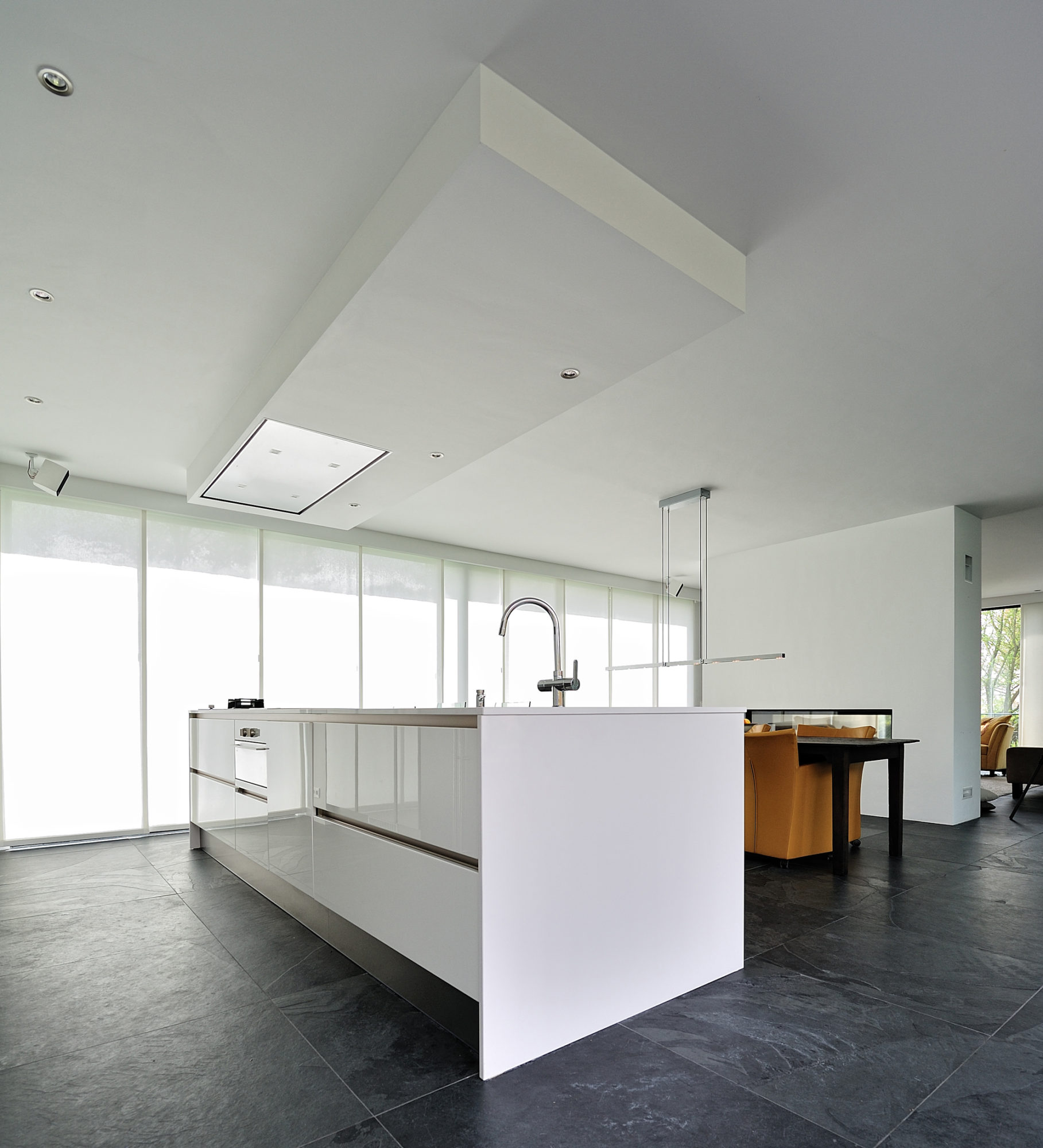 Minimalistic Residence Bemmel by Maxim Winkelaar + Bob Ronday minimalistic residence bemmel by maxim winkelaar bob ronday 14d4c93