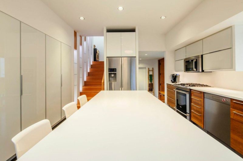 Modern And Luxurious Double High House In Nanaimo, Canada modern and luxurious double high house in nanaimo canada 1fedff7