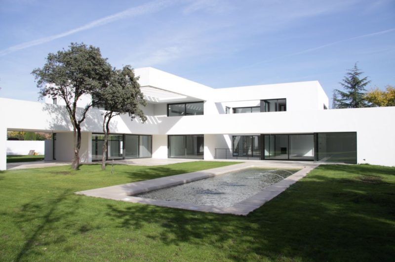 Modern and Luxurious Vivienda La Florida Residence in Madrid modern and luxurious vivienda la florida residence in madrid f6c25b6