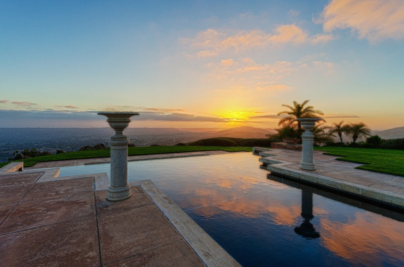 Modern And Sophisticated Mansion In Escondido, California modern and sophisticated mansion in escondido california 56a05c1