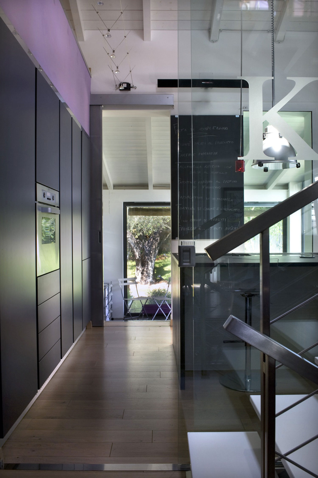 Modern Casa d'Artista by Forme d'arte Italia modern casa dartista by forme darte italia 60d590f