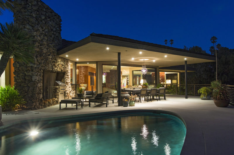 Modern Residence in Beverly Hills by Marmol + Radziner AIA modern residence in beverly hills by marmol radziner aia 502b512