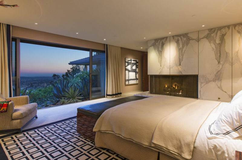 Modern Residence in Beverly Hills by Marmol + Radziner AIA modern residence in beverly hills by marmol radziner aia 8d722c6