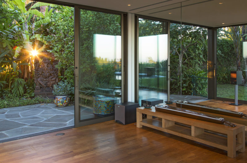 Modern Residence in Beverly Hills by Marmol + Radziner AIA modern residence in beverly hills by marmol radziner aia dfa9ec6