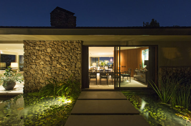 Modern Residence in Beverly Hills by Marmol + Radziner AIA modern residence in beverly hills by marmol radziner aia e77285c