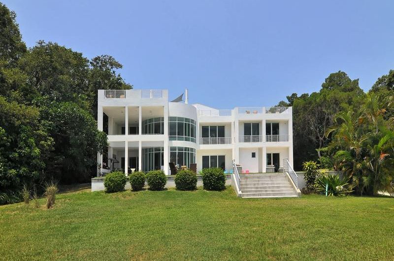 Modern Waterfront Home in Sarasota modern waterfront home in sarasota 4a5d54a