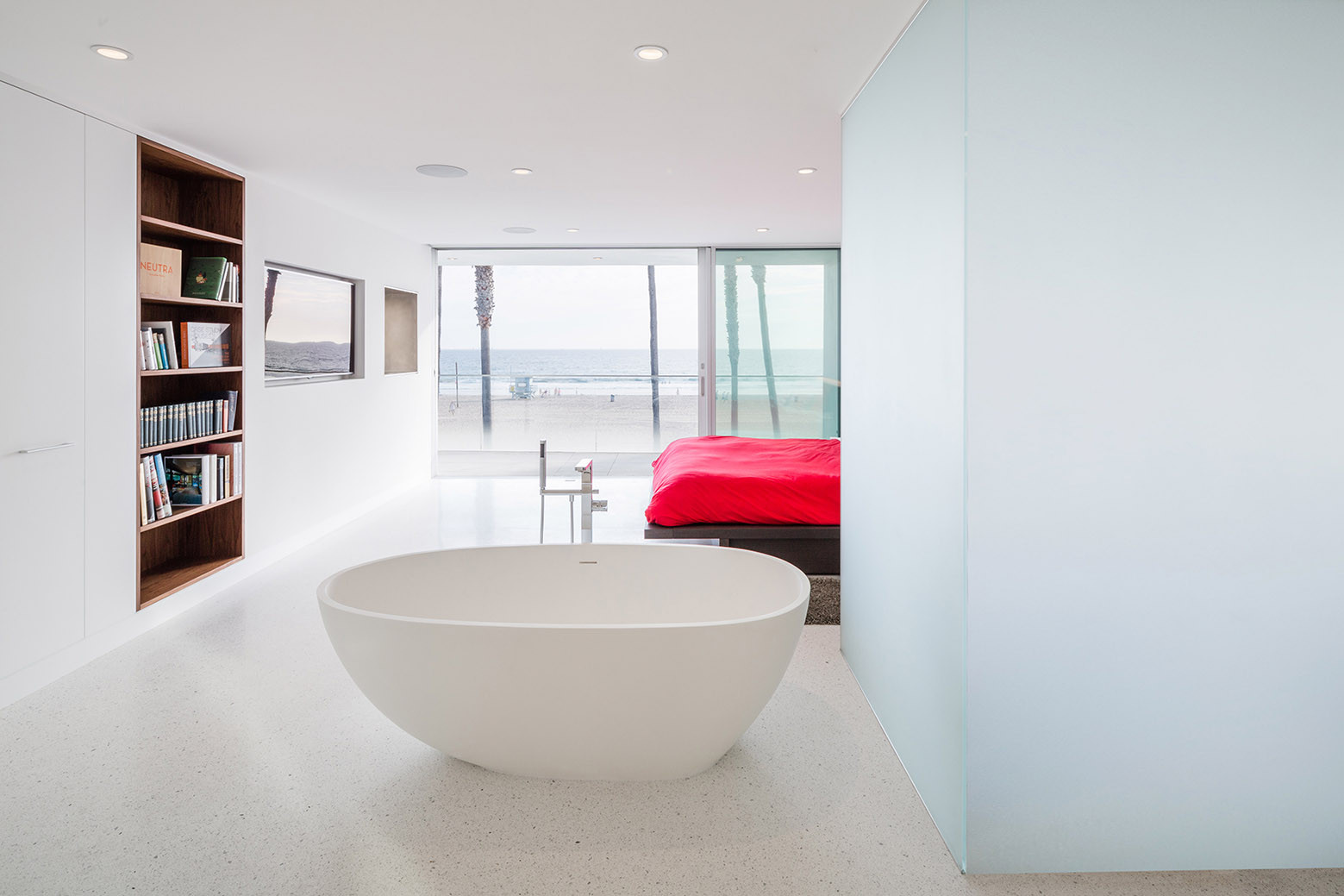 Modern Zig-Zag House In Venice, Los Angeles, USA modern zig zag house in venice los angeles usa 4c94309