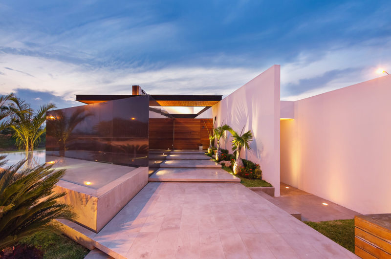 Modernly Elegant PL2 House In Yucatan, Mexico modernly elegant pl2 house in yucatan mexico 4a0bbd7
