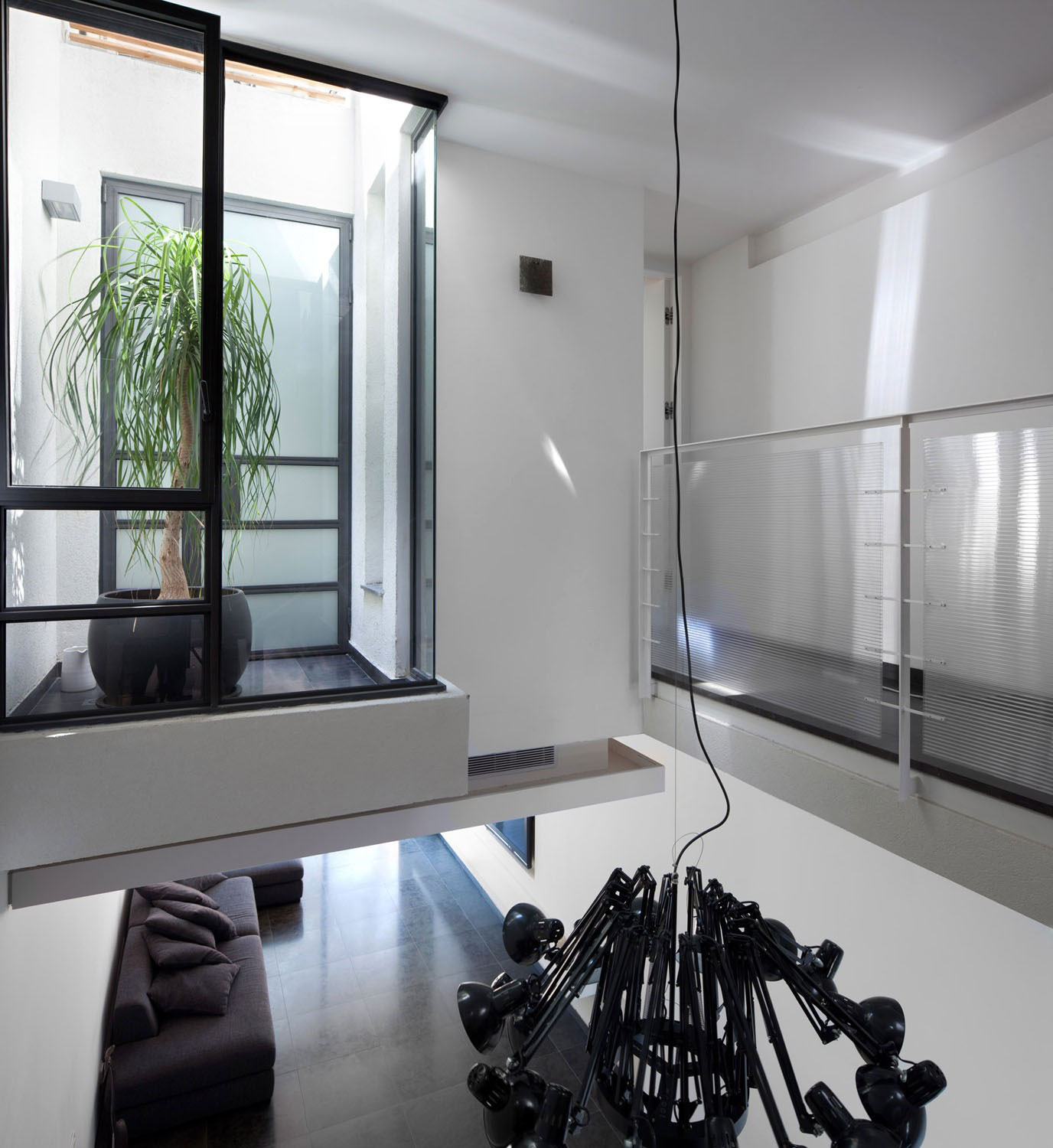 Narrow House Y in Tel Aviv by Ohad Yehieli narrow house y in tel aviv by ohad yehieli eb88e82