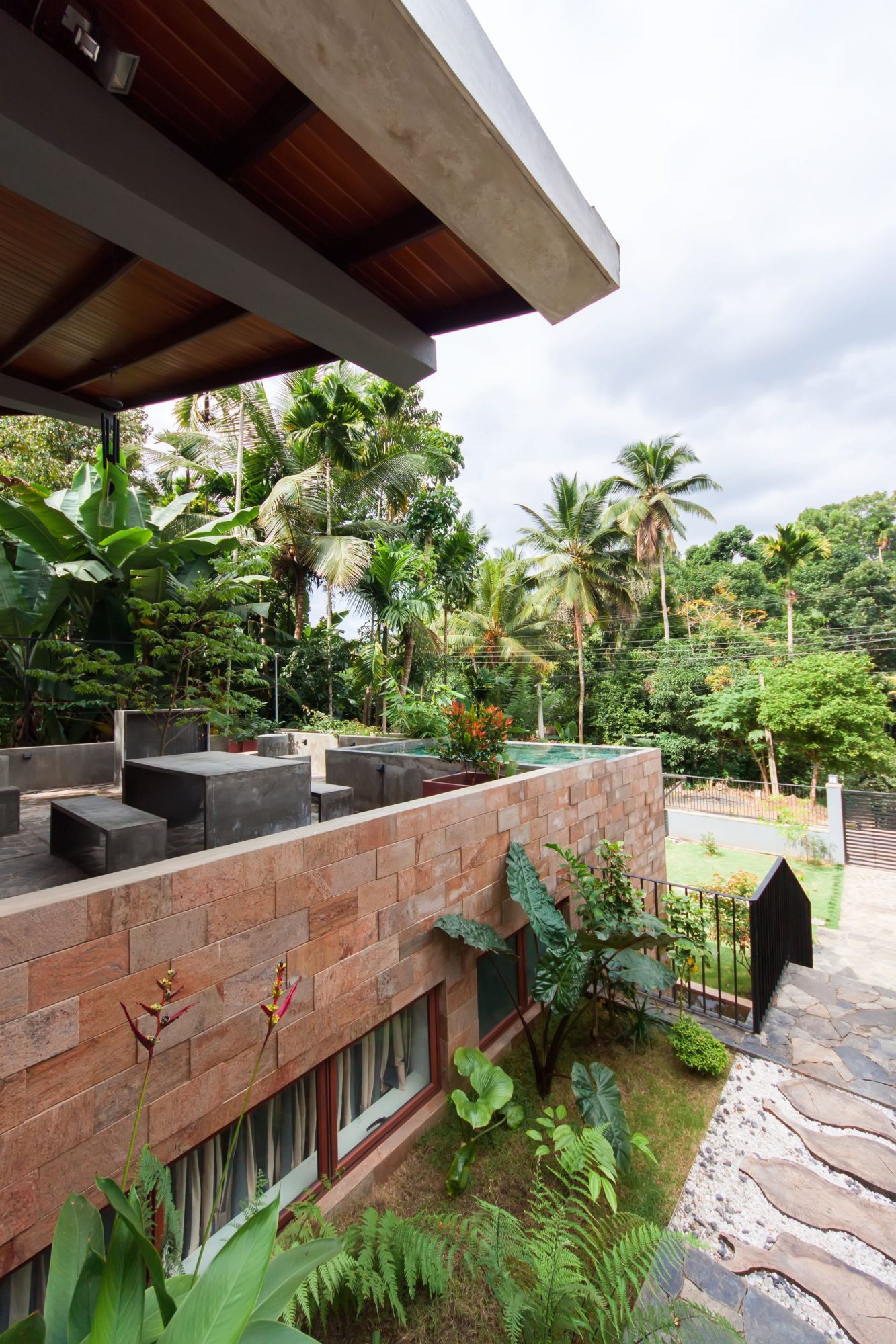 Nisala Villa In Kandy, Sri Lanka nisala villa in kandy sri lanka bebc75a