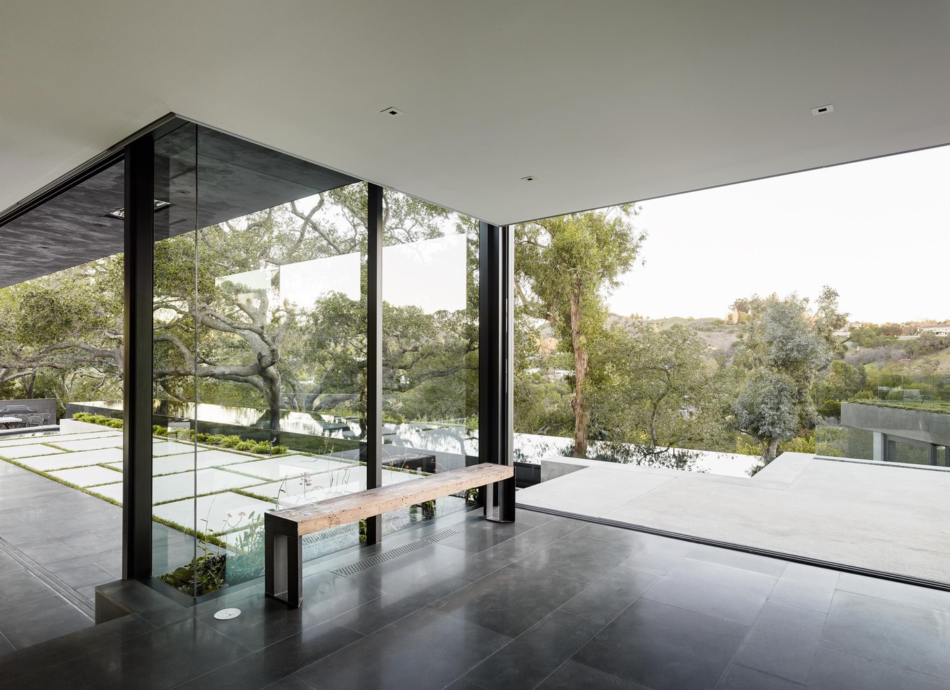 Oak Pass House In Beverly Hills, California, USA oak pass house in beverly hills california usa 26abf0d
