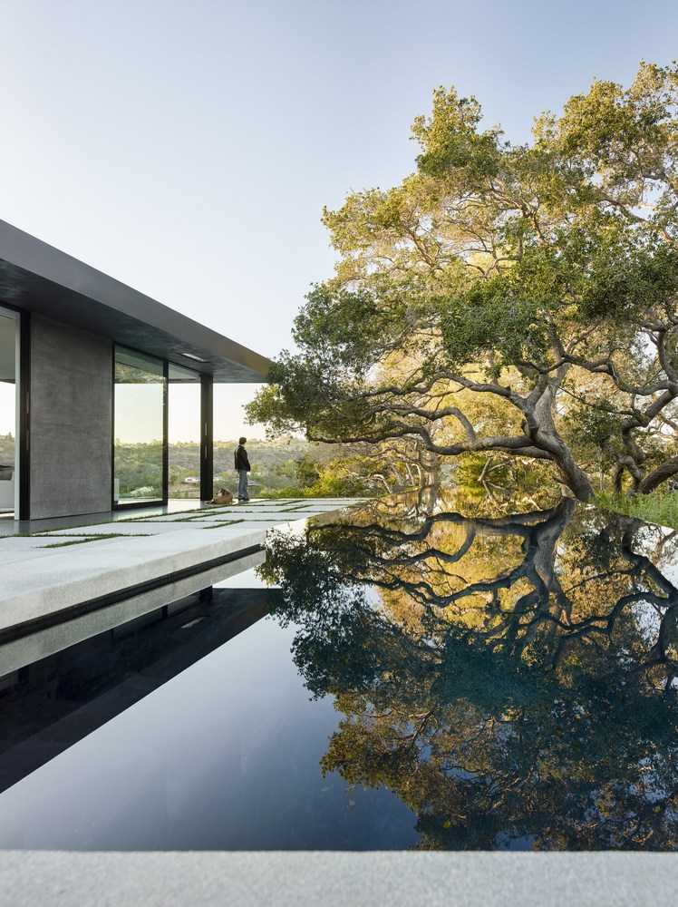 Oak Pass House In Beverly Hills, California, USA oak pass house in beverly hills california usa 685c3a2