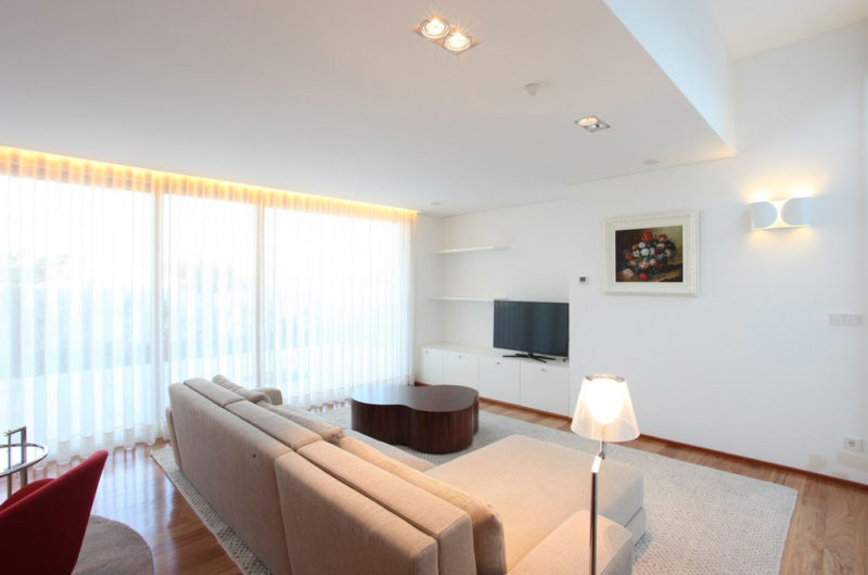 Organized House in Barcelos by ArqMarket organized house in barcelos by arqmarket 080a0b0