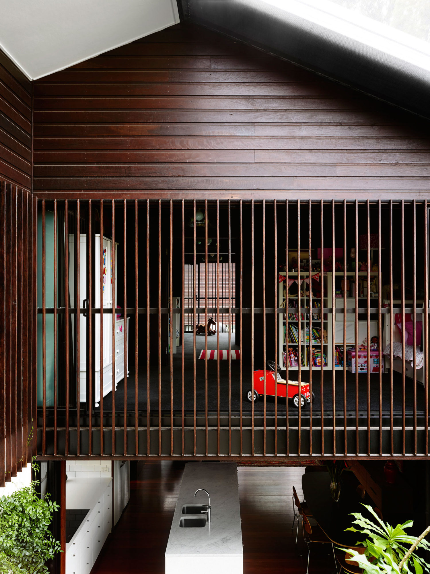 Oxlade Drive House In Brisbane, Australia oxlade drive house in brisbane australia e6ee5e7