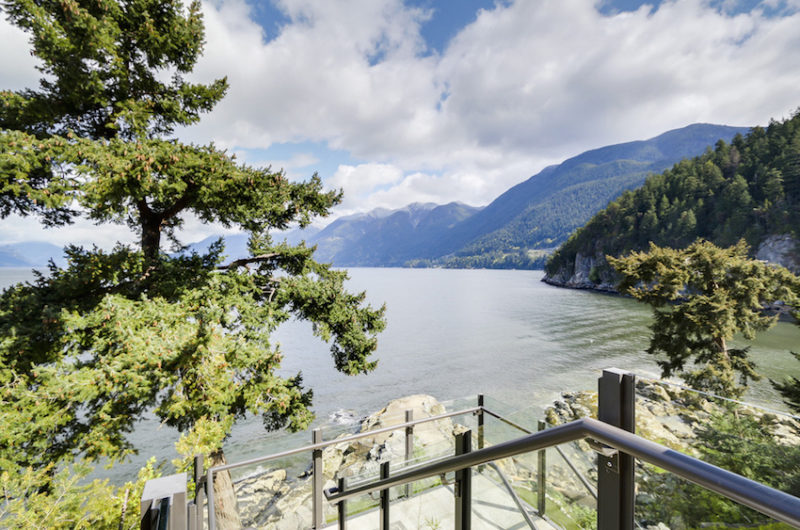 Palatial Mansion In West Vancouver, Canada palatial mansion in west vancouver canada f91a2ac