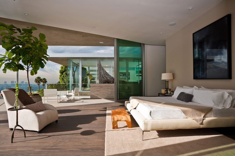 Panoramic Blue Jay Way Residence by McClean Design panoramic blue jay way residence by mcclean design 8ccd929