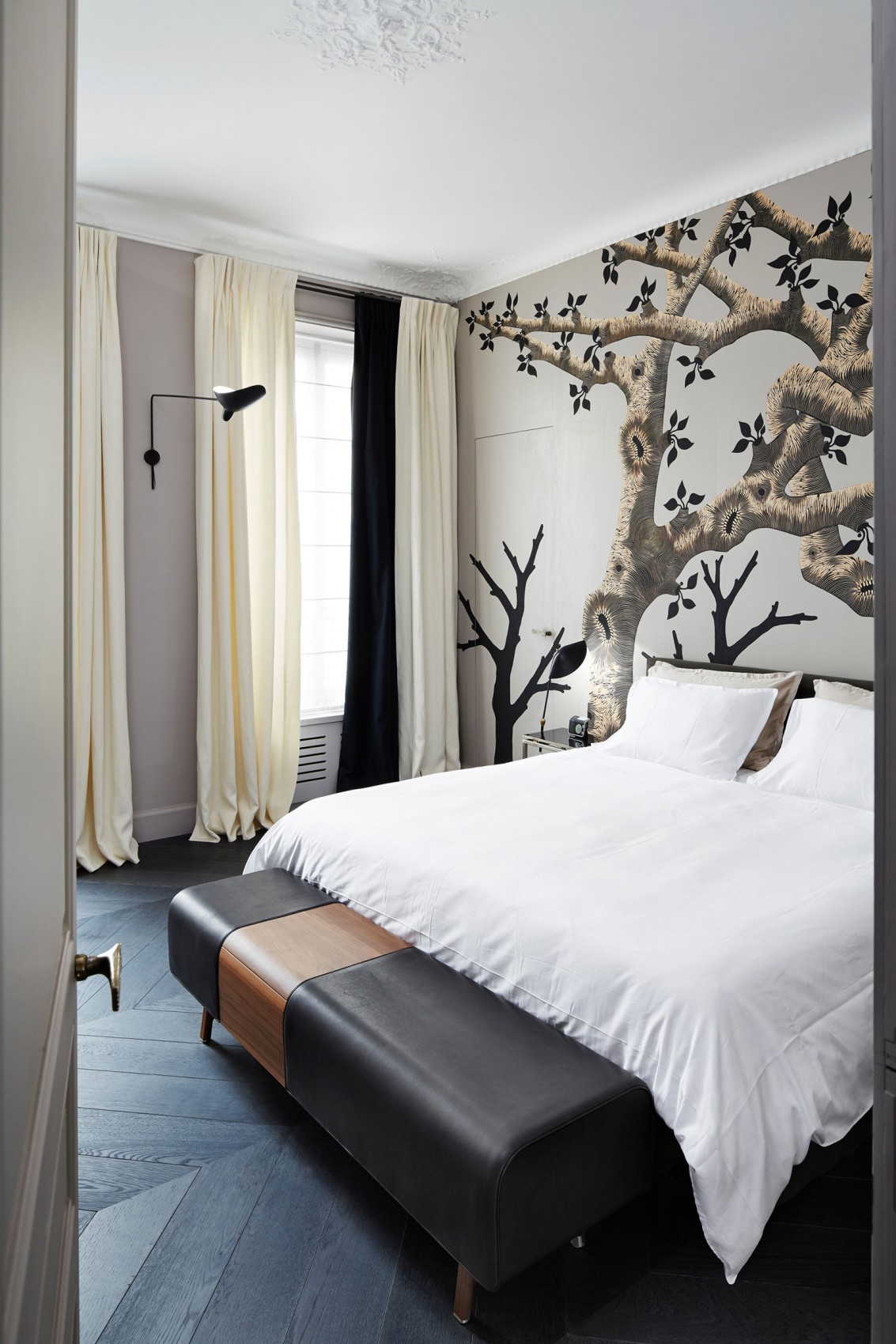 Paris Solférino Apartment By Sarah Lavoine paris solfrino apartment by sarah lavoine 7e75683