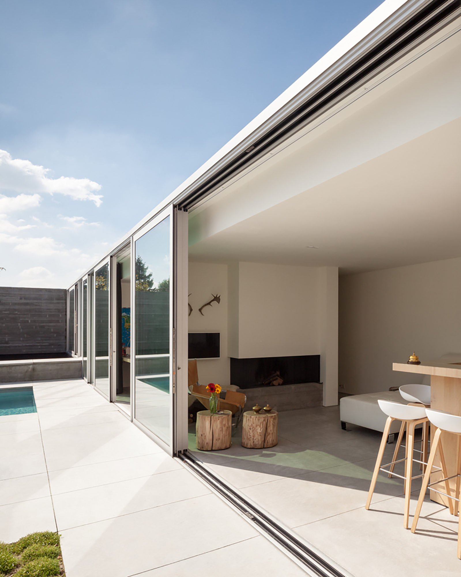 Poolhouse MRT In Marke, Kortrijk, Belgium poolhouse mrt in marke kortrijk belgium a42792e