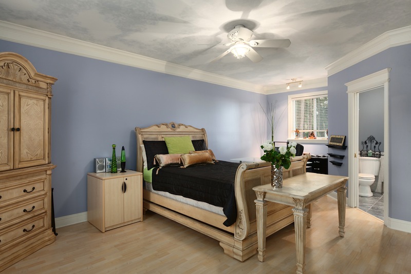 Prestigious Italian Waterfront Manor prestigious italian waterfront manor 2fbc39d