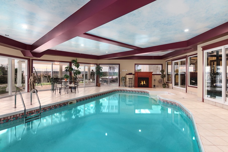 Prestigious Italian Waterfront Manor prestigious italian waterfront manor 7c84b75