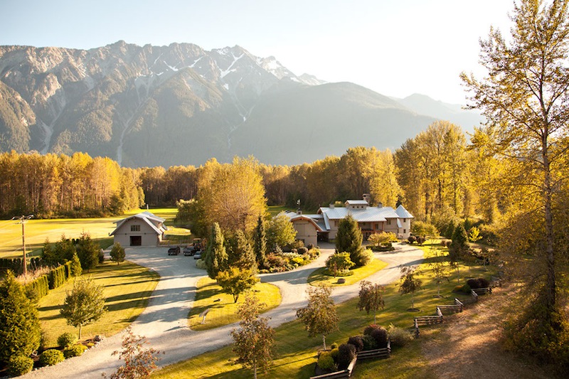 Priceless 48-acre Pemberton Estate priceless 48 acre pemberton estate 0119529