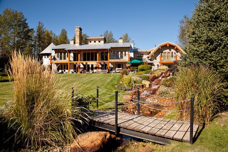 Priceless 48-acre Pemberton Estate priceless 48 acre pemberton estate 4677364