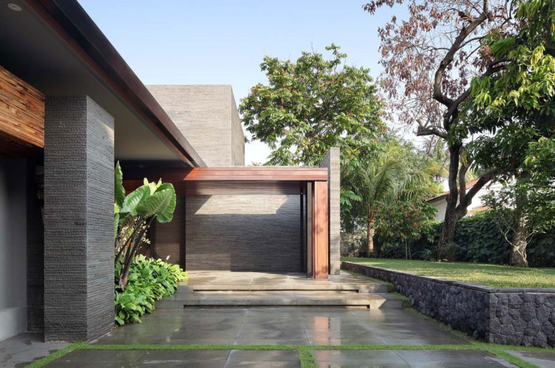 Reconfigured House by Wahana Cipta Selaras reconfigured house by wahana cipta selaras e717ccd