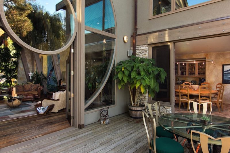 Refined Lakeshore Residence in British Columbia, Canada refined lakeshore residence in british columbia canada 86ad36a