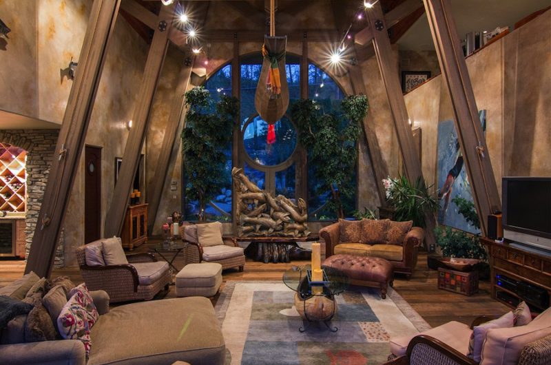 Refined Lakeshore Residence in British Columbia, Canada refined lakeshore residence in british columbia canada dc24ff2