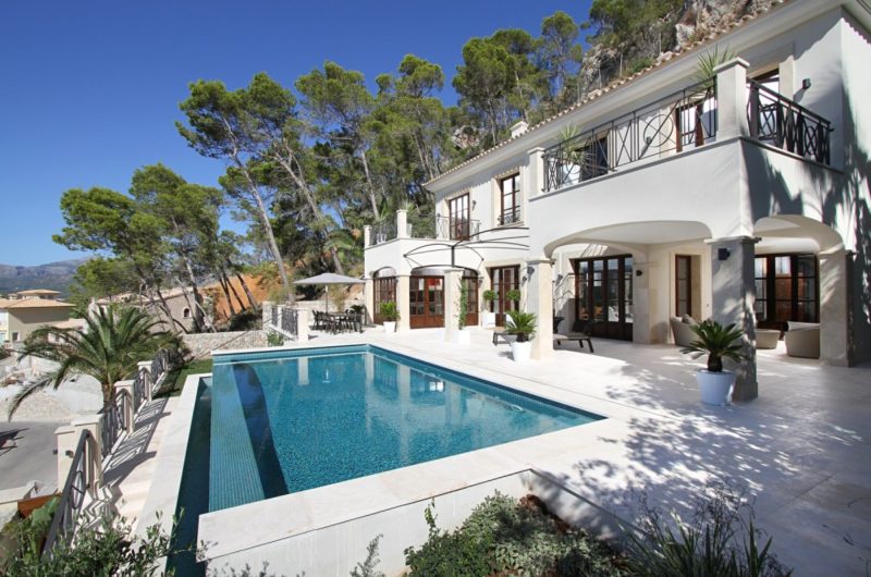 Reposeful Can Siurell Villa Curve Interior Design reposeful can siurell villa curve interior design 1474d93