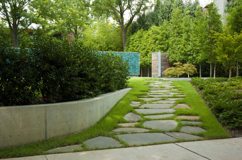 Reposefull House in the Garden by Cunningham Architects reposefull house in the garden by cunningham architects beffecf