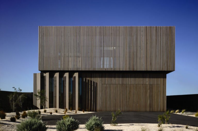 robust torquay house by wolveridge architects 17357c3