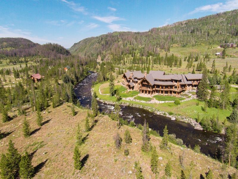 Rustic Eagles Landing Residence In Colorado, United States rustic eagles landing residence in colorado united states 76f31ae