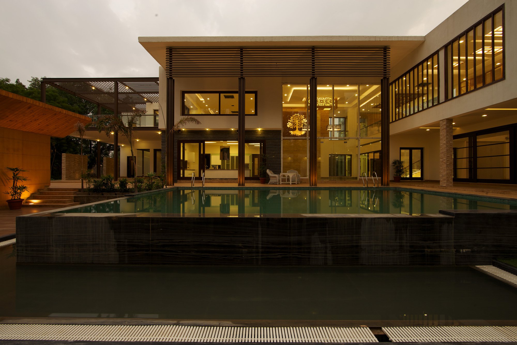 Sachdeva Farmhouse In New Delhi, India sachdeva farmhouse in new delhi india 41ce7db