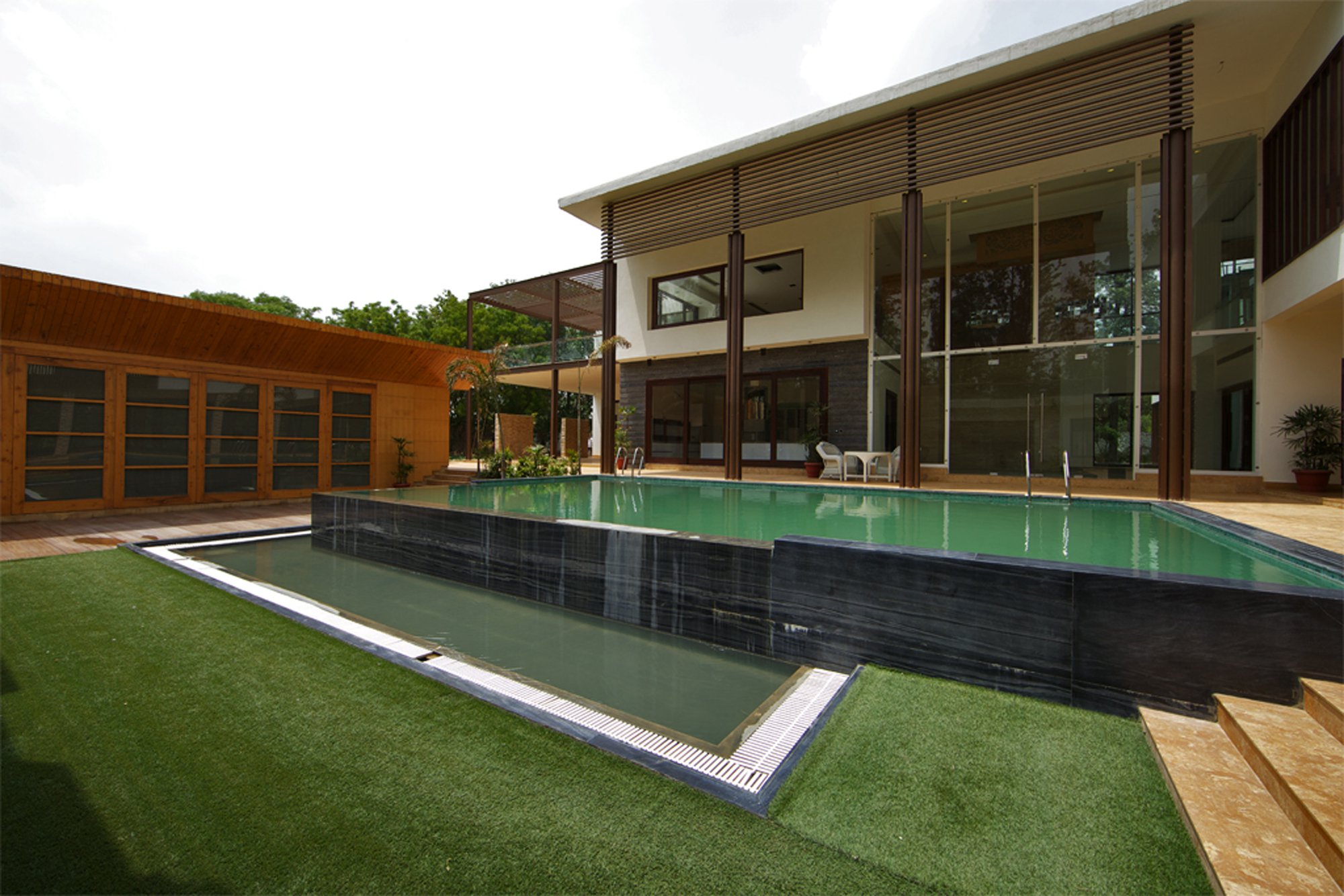 Sachdeva Farmhouse In New Delhi, India sachdeva farmhouse in new delhi india 7fdba04