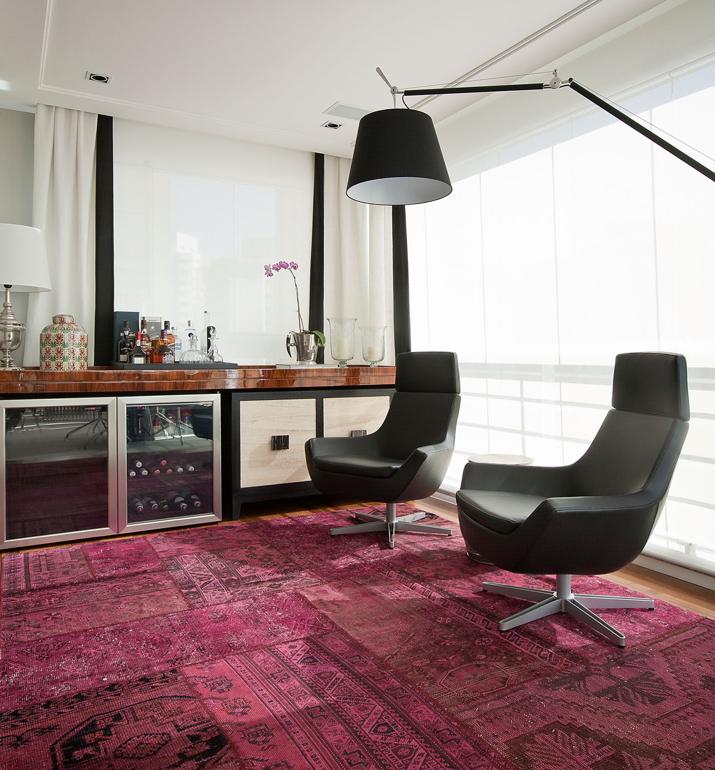 Sleek and Modern Interior by Marcelo Mota Arquitectura sleek and modern interior by marcelo mota arquitectura 522c16b