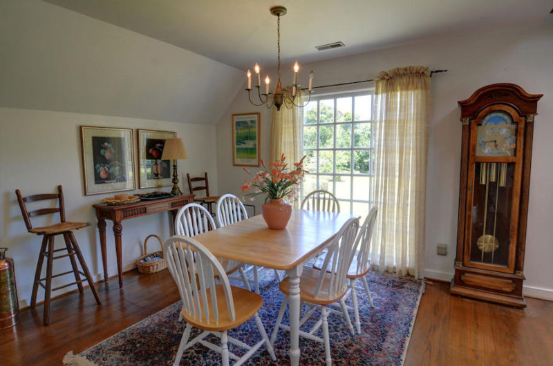 Splendid White Hall Residence in North Carolina, USA splendid white hall residence in north carolina usa 2fa8868